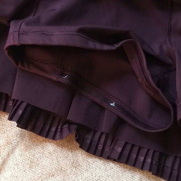 Athleta High Rise A-Game pleated mesh skort 13.5” in eggplant purple, si… - Picture 6 of 11